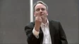 Linus Trovalds flipping the bird