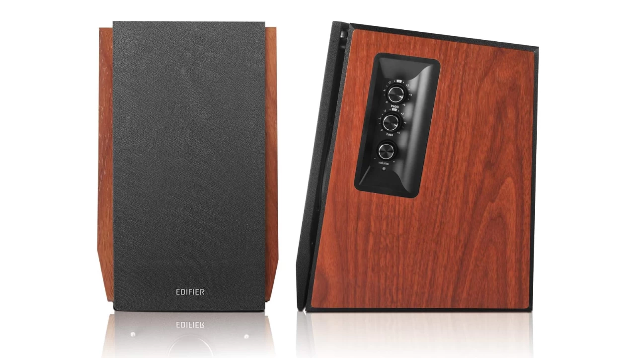 The Edifier R1700BTS