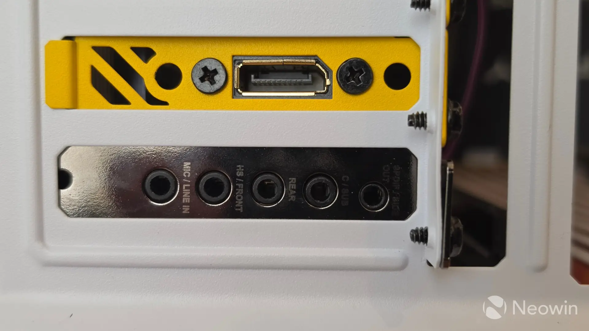 साउंड ब्लास्टर ऑडिगी एफएक्स प्रो