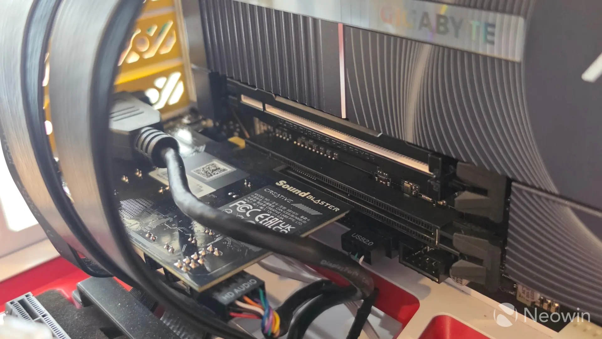 साउंड ब्लास्टर ऑडिगी एफएक्स प्रो