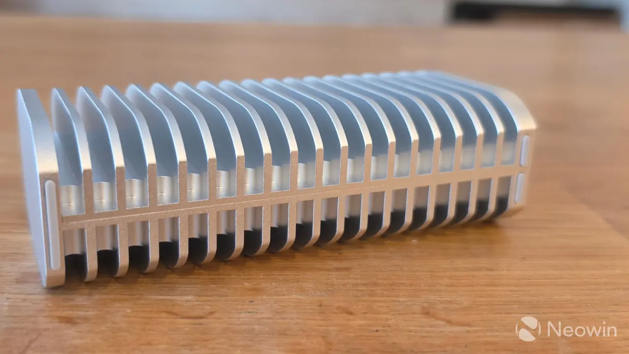 टेरामास्टर डी१ एसएसडी प्रो डिस्क एन्क्लोजर उत्पादन फोटो