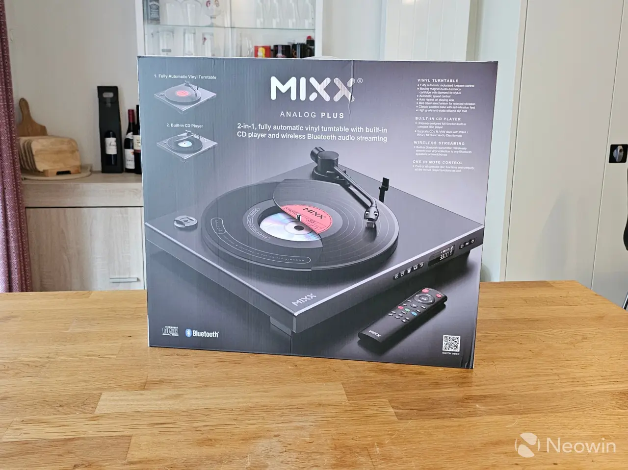 मिक्स एनालॉग प्लस रेकॉर्ड आणि सीडी प्लेयर