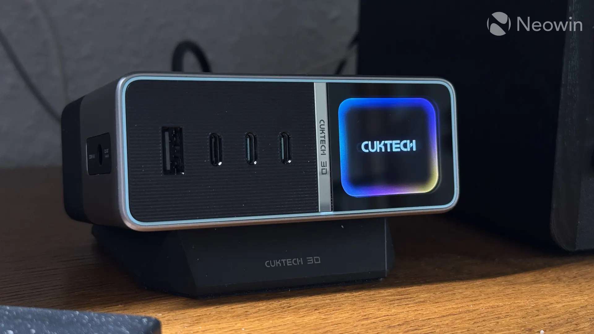 The Cuktech 30 Ultra charger