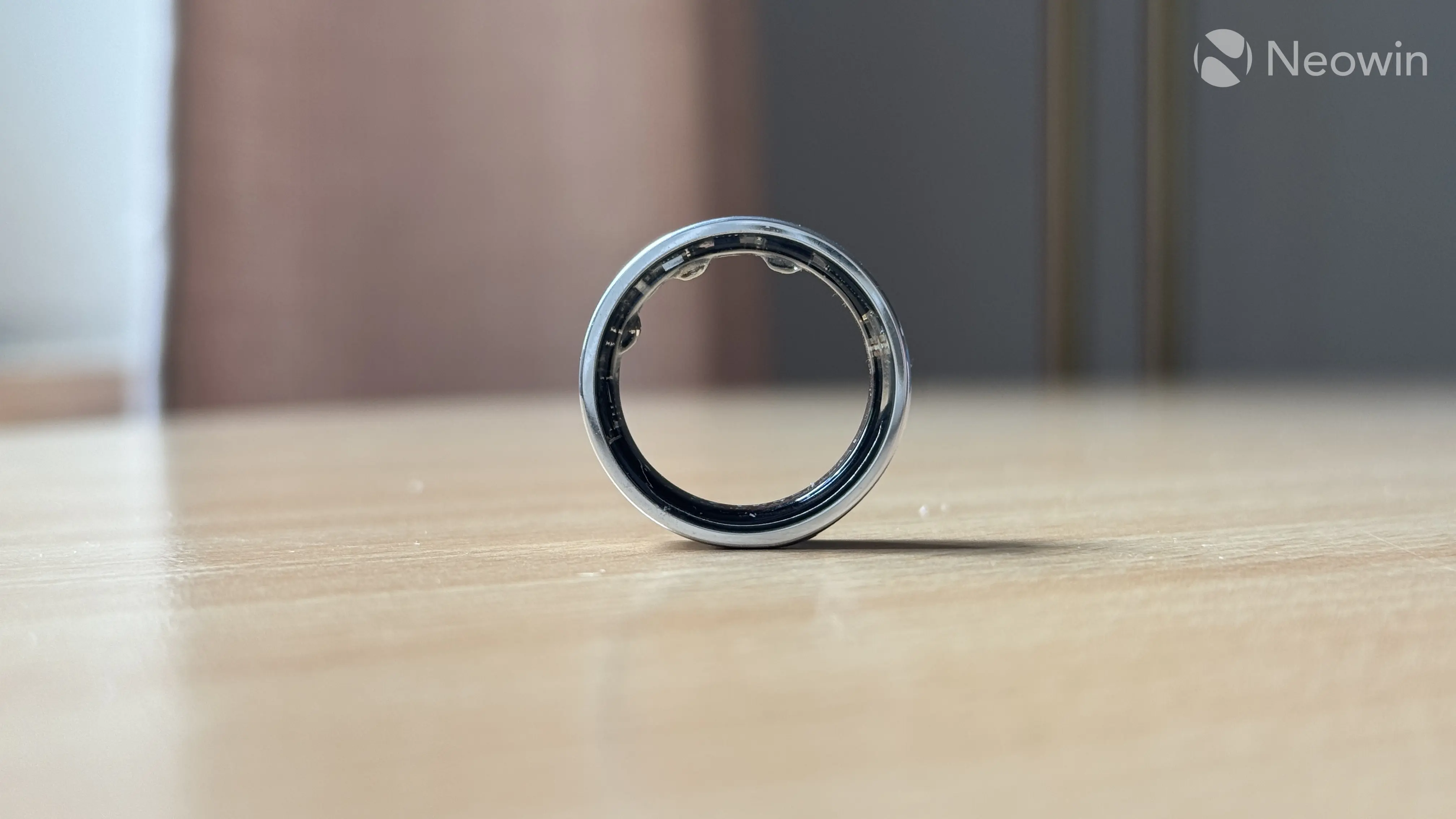 Luna Ring 第2世代 / スターダストシルバー Size 8 Luna Ring Gen 2 review: beautiful, no-subscription wellness