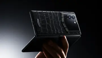 Vertu ALPHAFOLD foldable