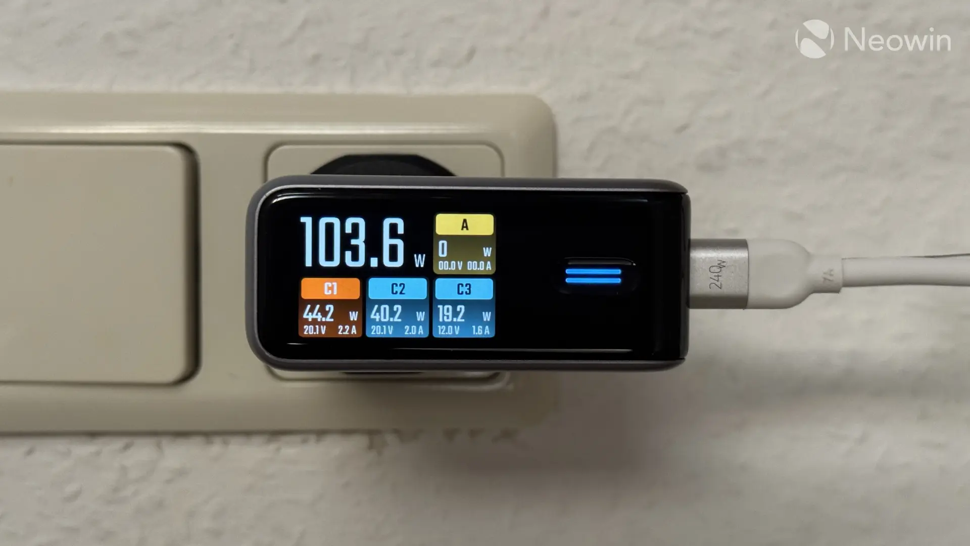 The Cuktech 10 Ultra charger