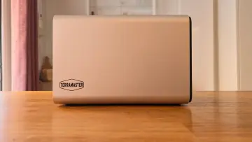 F4-425 Pro left side