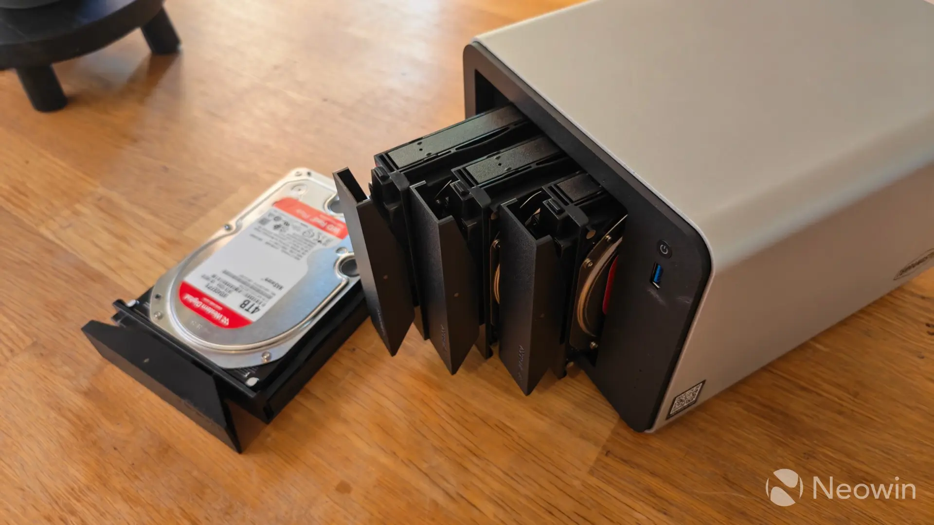 terramaster f4-425 Pro device images