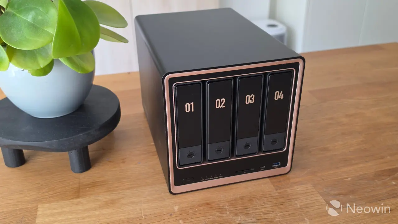 UGREEN NASync DXP4800 GT review: it's the cheapest in the 4+2-bay DXP series