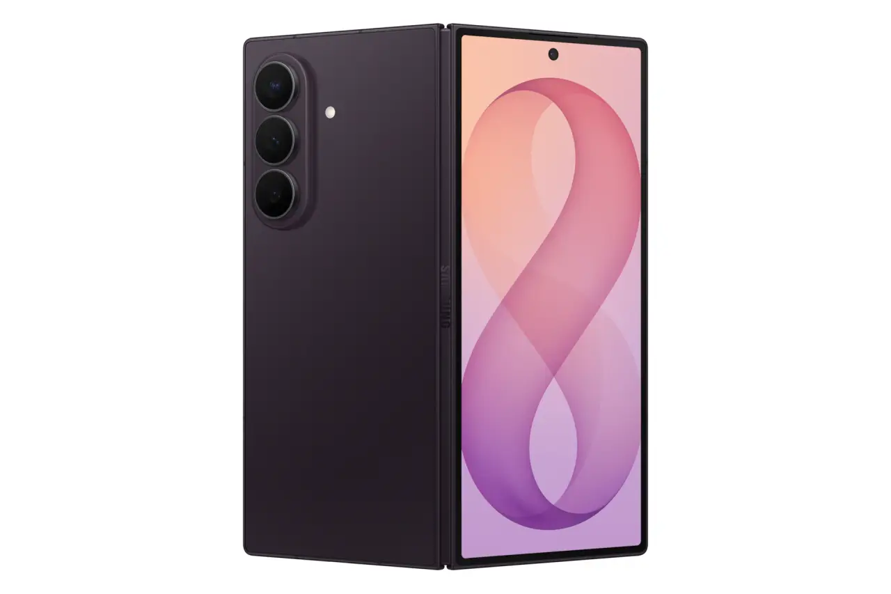 How does the Galaxy Z Fold 8 Ultra compare with the Galaxy Z Fold 7?